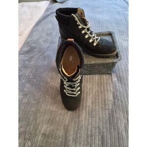 Dr. Scholls Original SZ 7.5 Women’s Tristan Boot Black Lace Up Boot